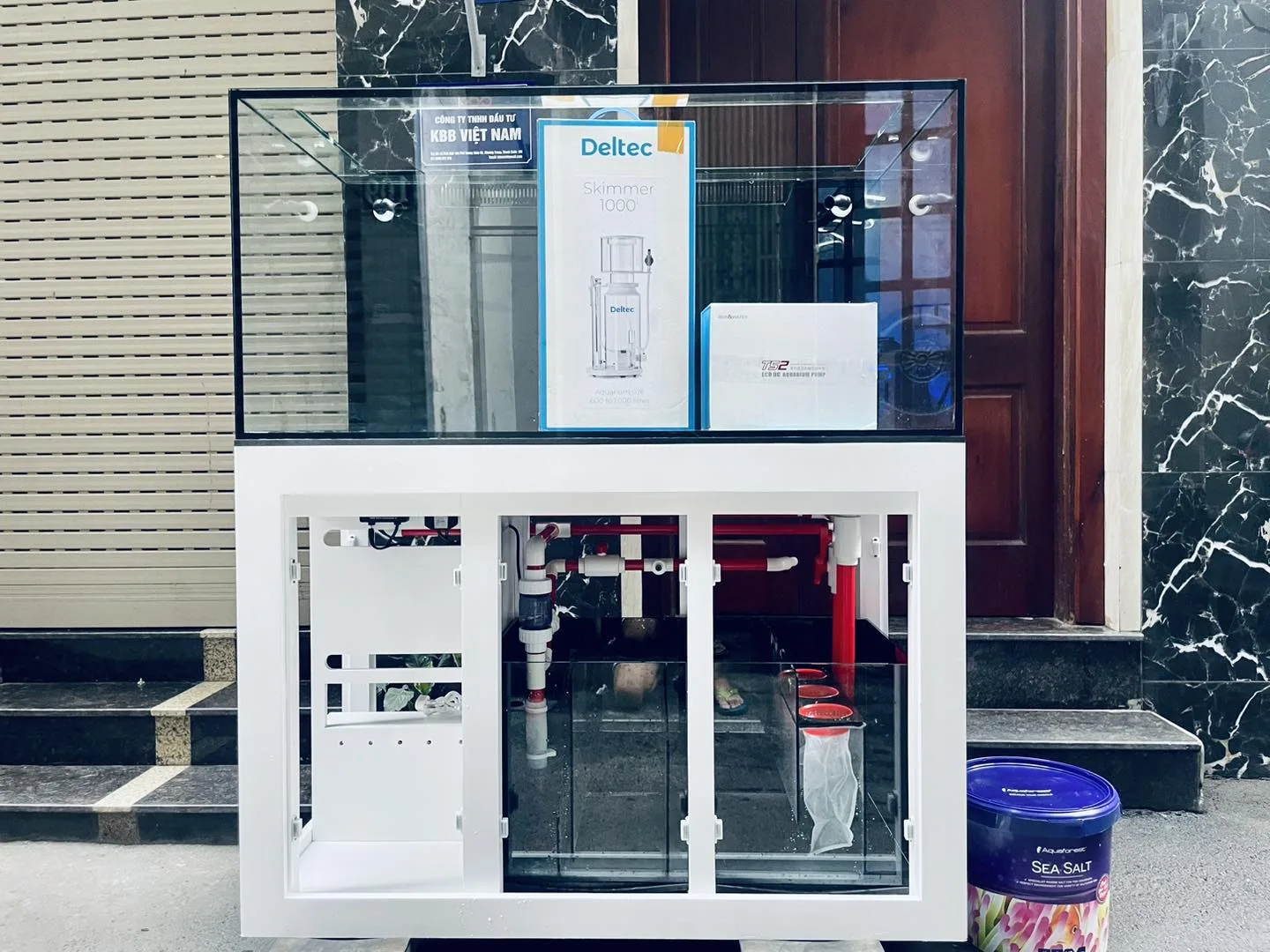Full bộ bể cá biển120cm về với TP.Yên Bái